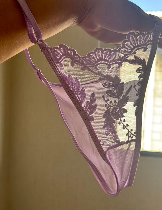 Encaje lila💜🌸🌺